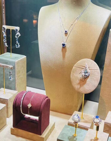 jewerly-display-set