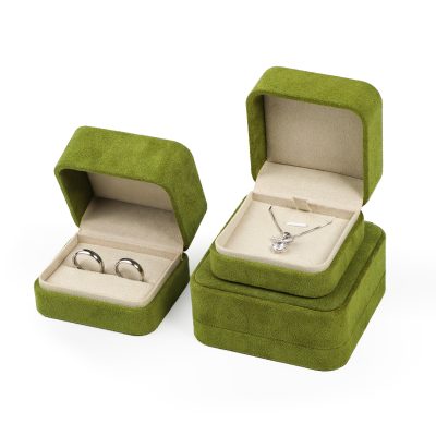 romi-custom-wedding-ring-box-gold-chain-small-ring-box-earring-packaging