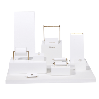 romi-jewelry-display-stands-for-store-luxury-jewelry-store-showcase-exhibitor-display-set